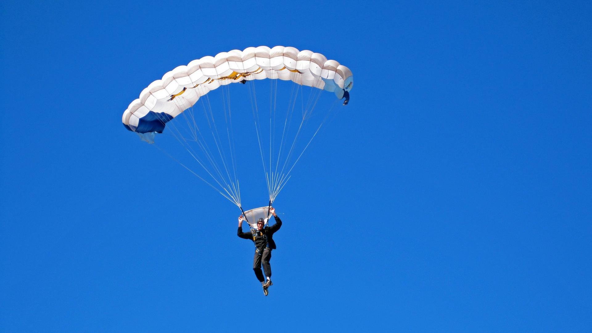 _老将经验如金,奇才稳扎稳打_,经验丰富的老将